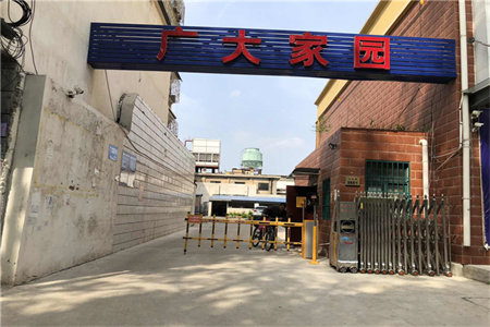 南湖盛元名府精装观景房，带大附房118m2精装修出售
